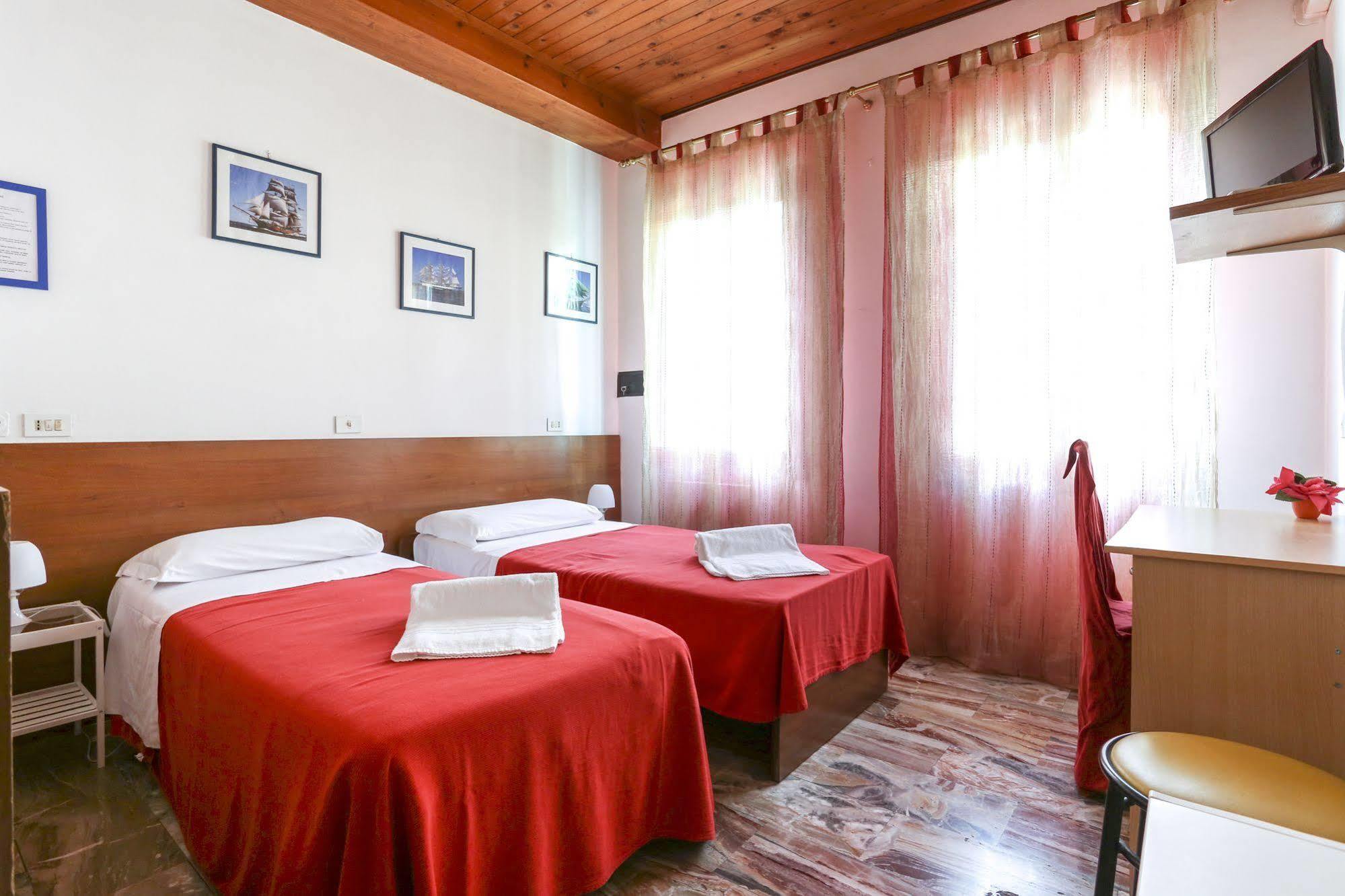 Villa Teresa Mestre Buitenkant foto